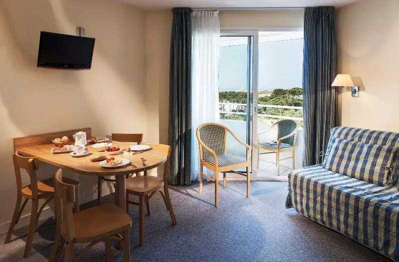 호텔 Résidence Valdys Thalasso & Spa   Les Pins