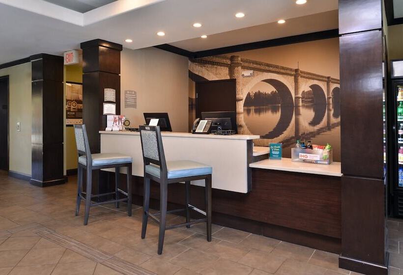 فندق Staybridge Suites Wichita Falls, An Ihg