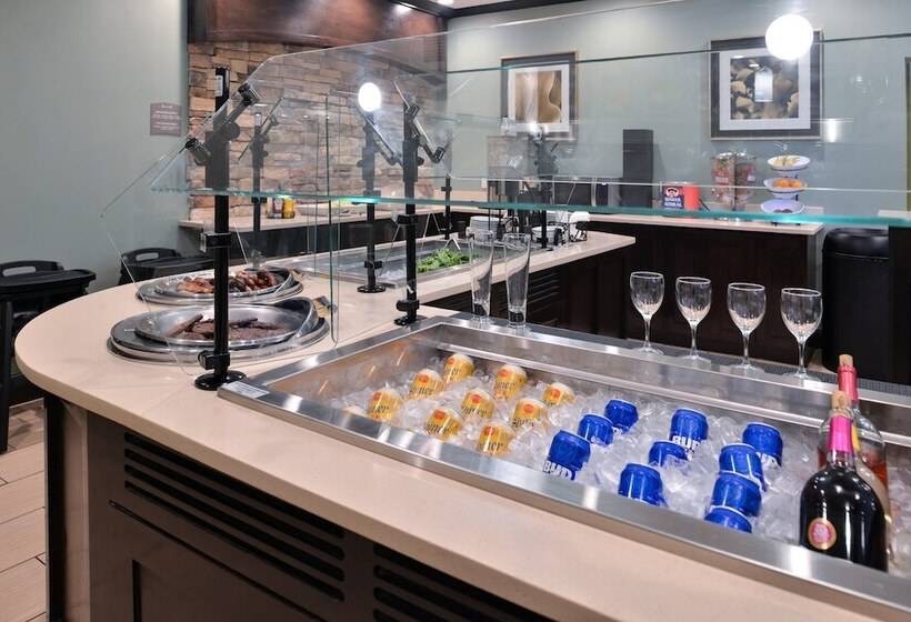 فندق Staybridge Suites Wichita Falls, An Ihg