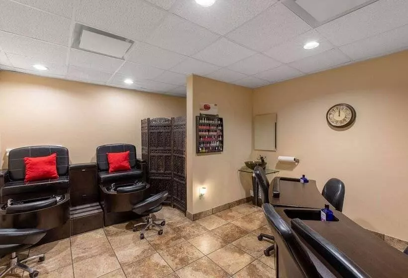 호텔 Wyndham Grand Oklahoma City Downtown