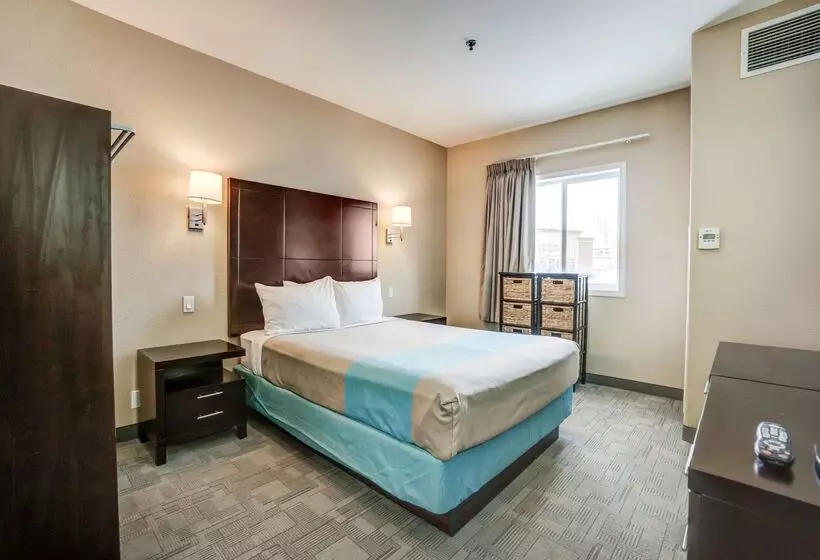 Motel 6 Red Deer, Ab