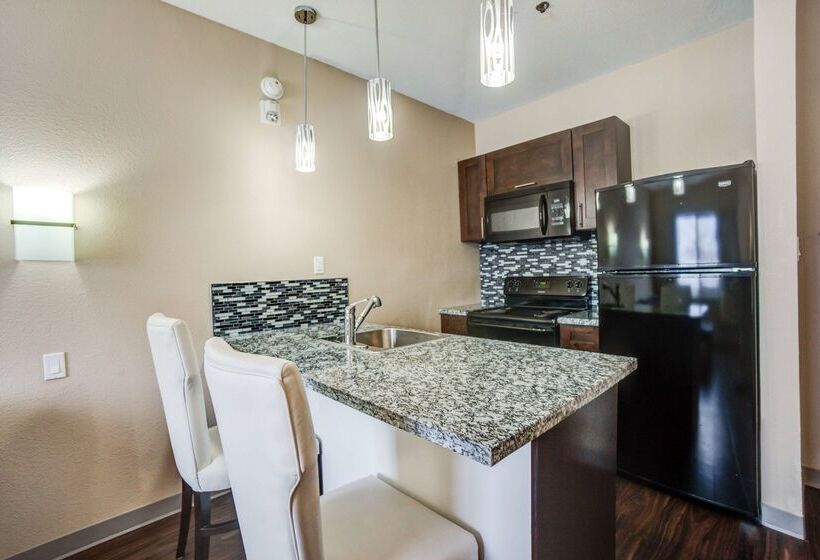 Motel 6 Red Deer, Ab