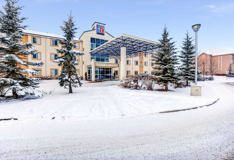 Motel 6 Red Deer, Ab