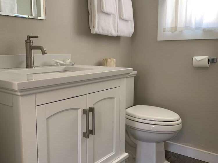 Курорт Hidden Valley Inn