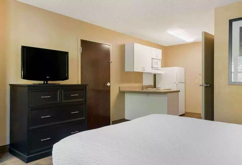 Extended Stay America Suites Detroit Canton