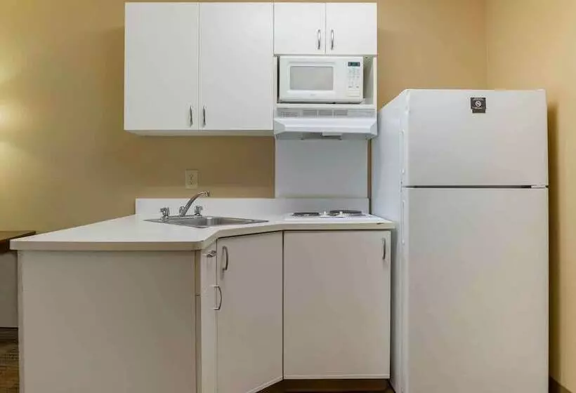 Extended Stay America Suites Detroit Canton