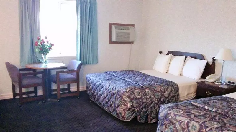 Отель Americas Best Inn & Suites New Florence