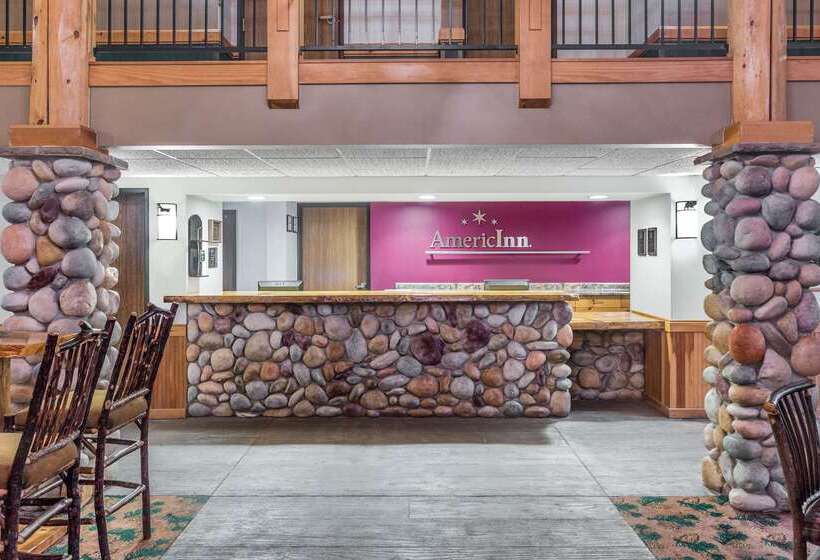 فندق Americinn By Wyndham Wisconsin Dells