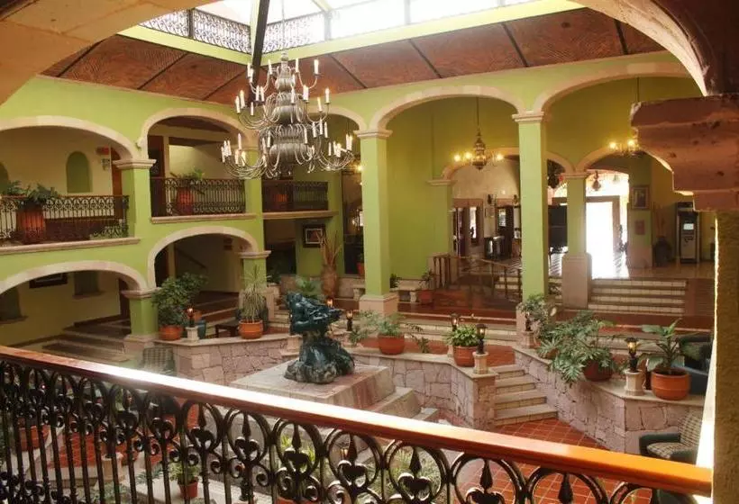 فندق Casa Grande & Centro De Negocios