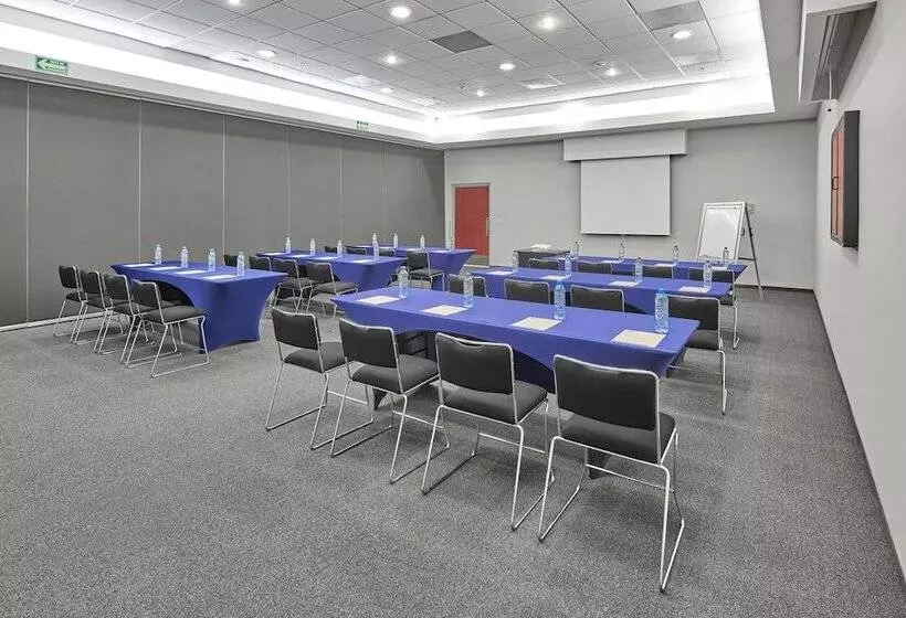 Hotel City Express By Marriott Queretaro Jurica