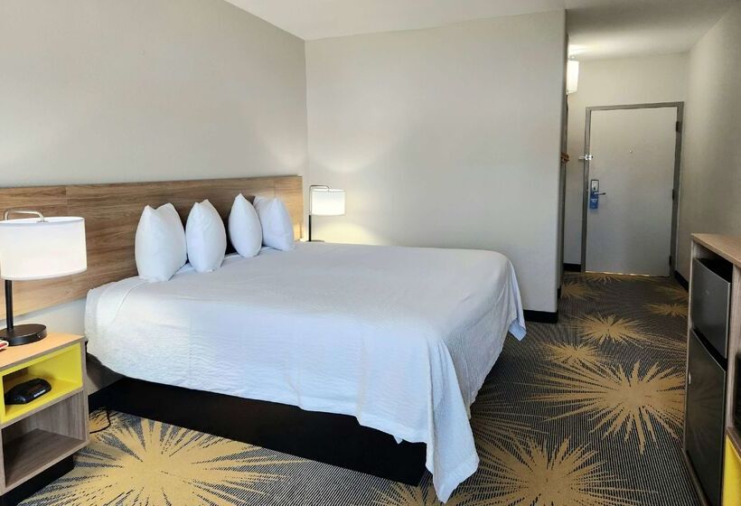 酒店 Days Inn By Wyndham Laplace New Orleans