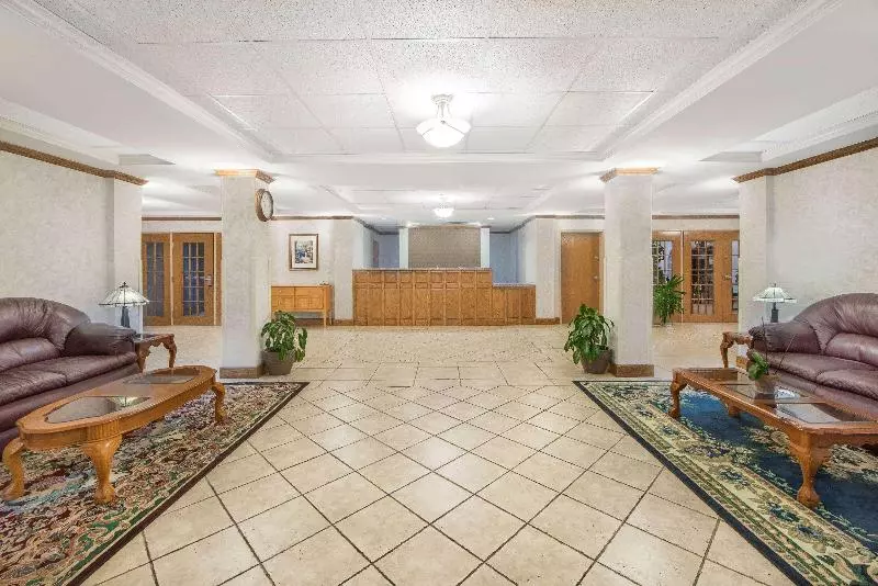 호텔 Spark By Hilton Dumas