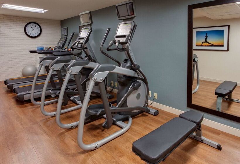 فندق Drury Inn & Suites Nashville Airport