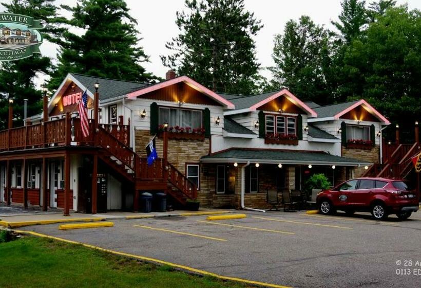 فندق Edgewater Inn & Cottages