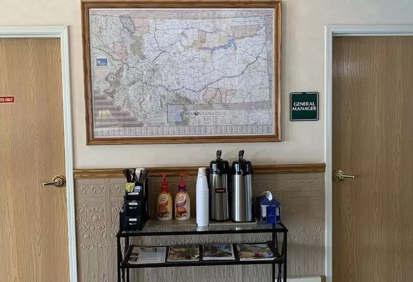 Отель Fairbridge Inn And Suites Miles City