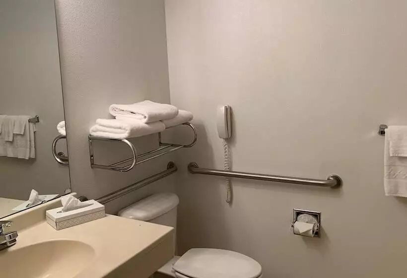 Отель Fairbridge Inn And Suites Miles City