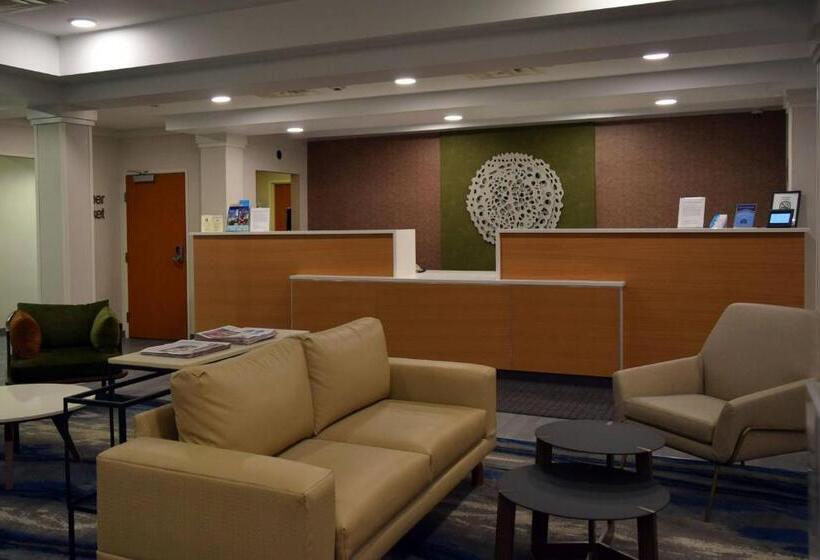 Отель Fairfield By Marriott Youngstown/austintown