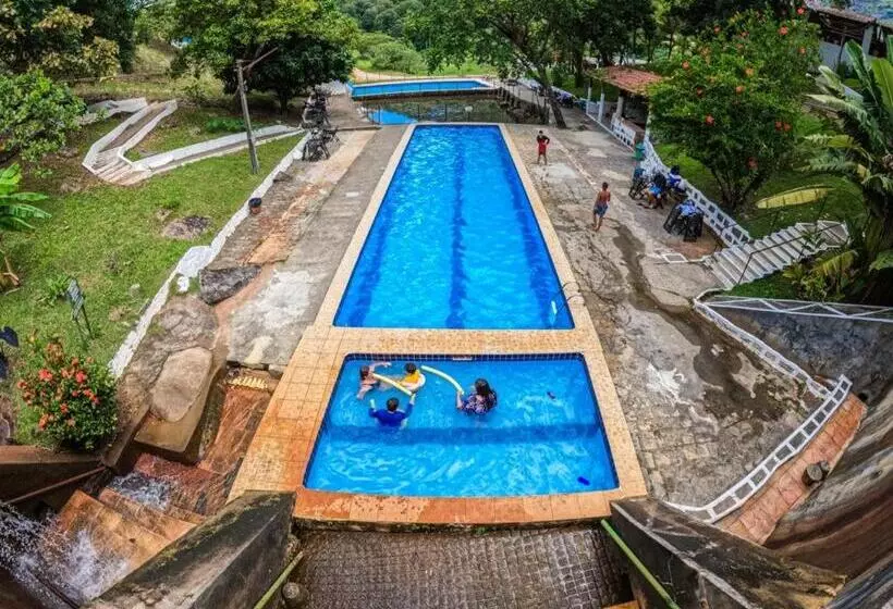 Отель Fazenda Pedra Do Rodeadouro