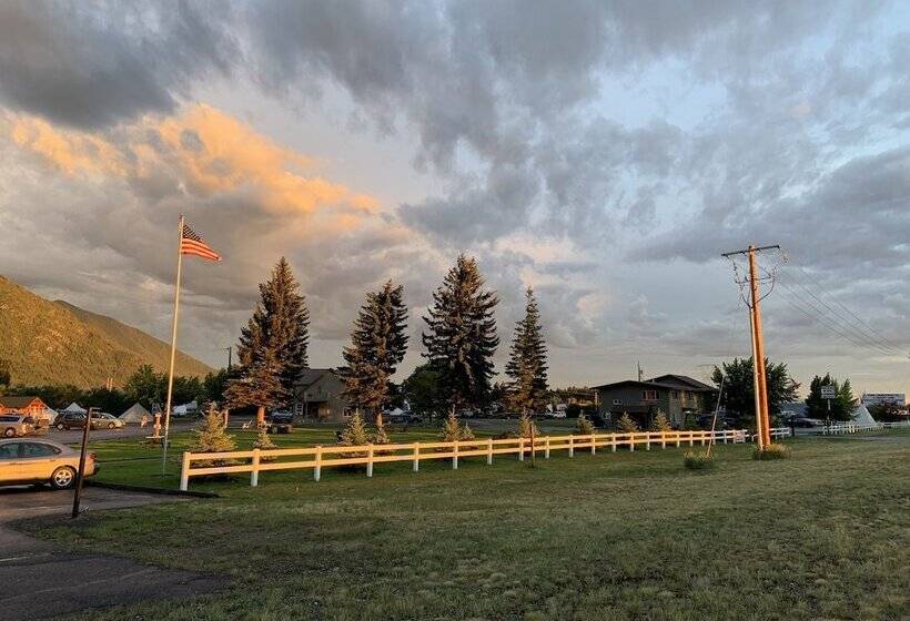 Otel Glacier Basecamp Lodge