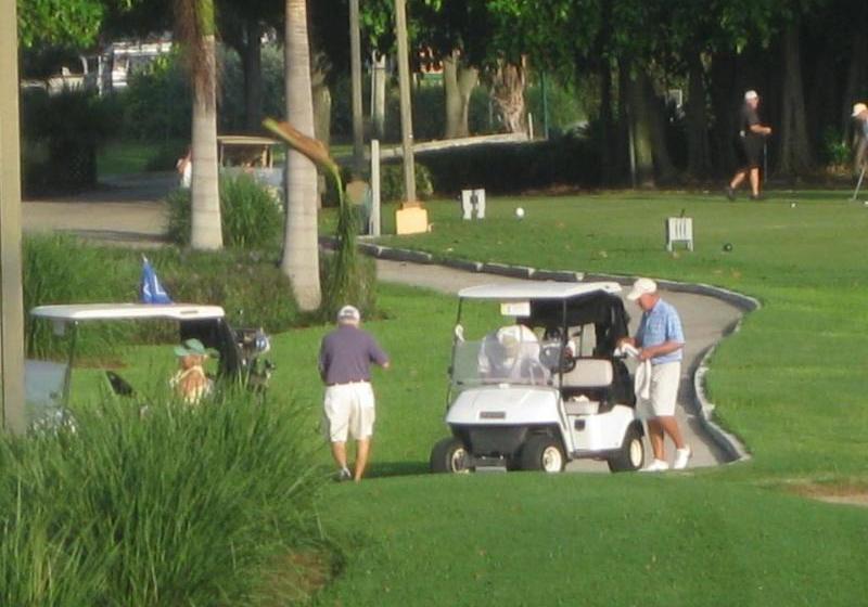 בית מלון כפרי Hollywood Beach Golf Resort