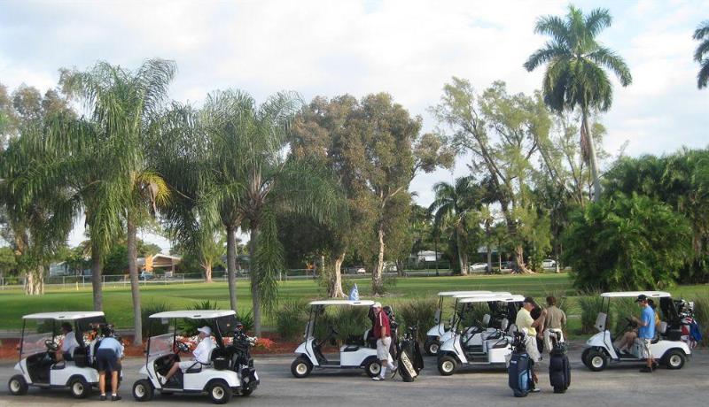 בית מלון כפרי Hollywood Beach Golf Resort