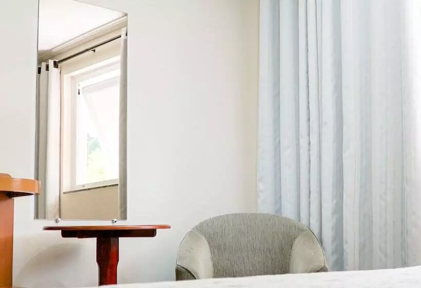 ホテル Velinn Pousada Chateau Do Luar