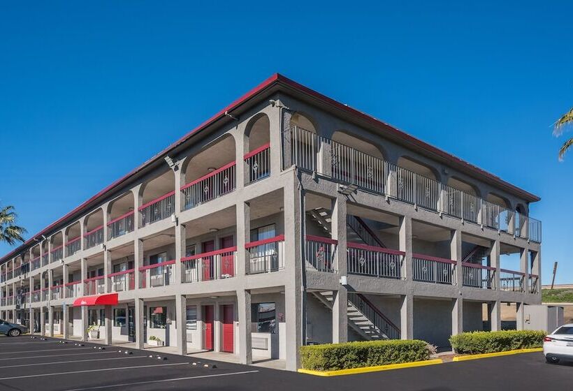 בית מלון כפרי Red Roof Inn Stockton