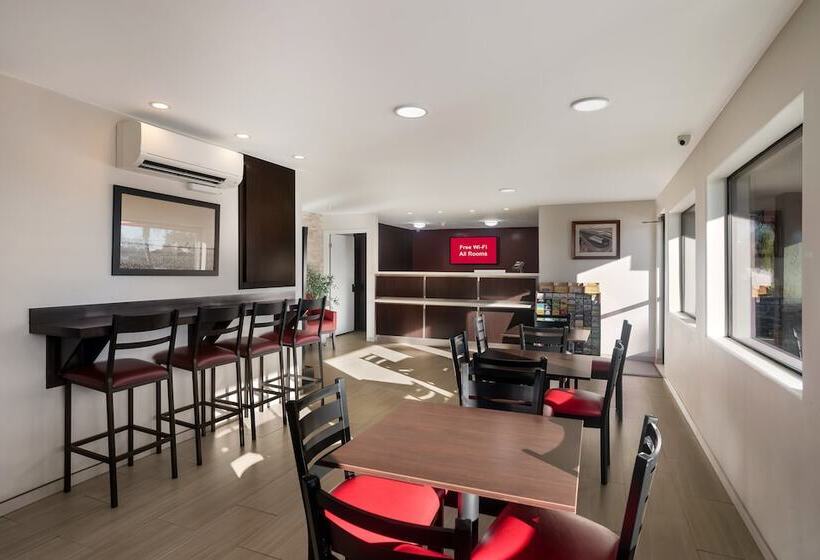 בית מלון כפרי Red Roof Inn Stockton