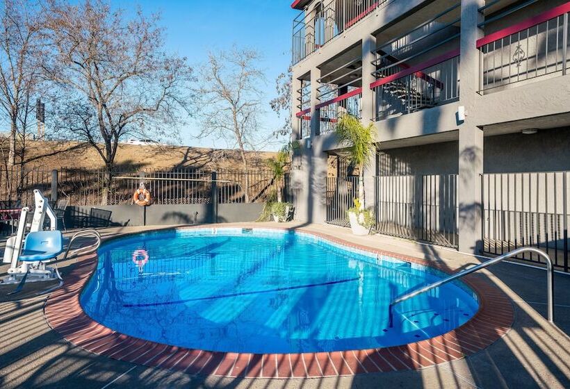 בית מלון כפרי Red Roof Inn Stockton