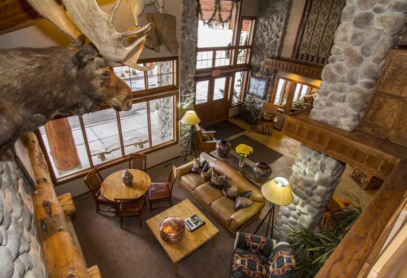 Otel River Rock Lodge