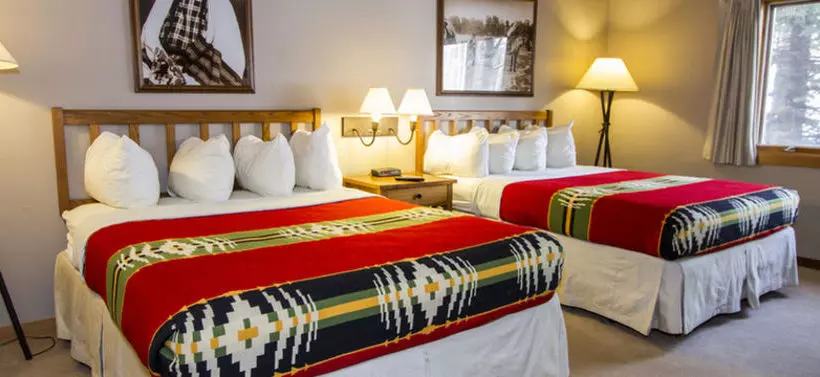 Otel River Rock Lodge