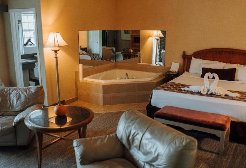 בית מלון כפרי Skaneateles Suites