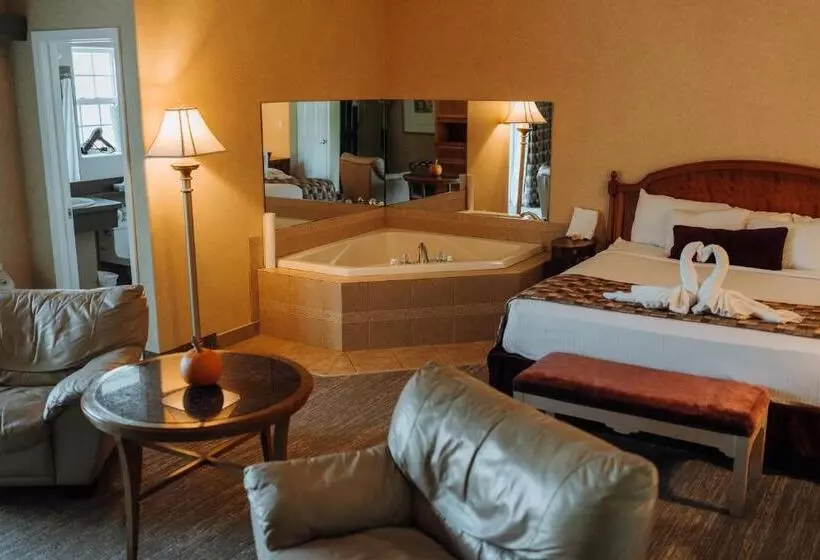 Otel Skaneateles Suites