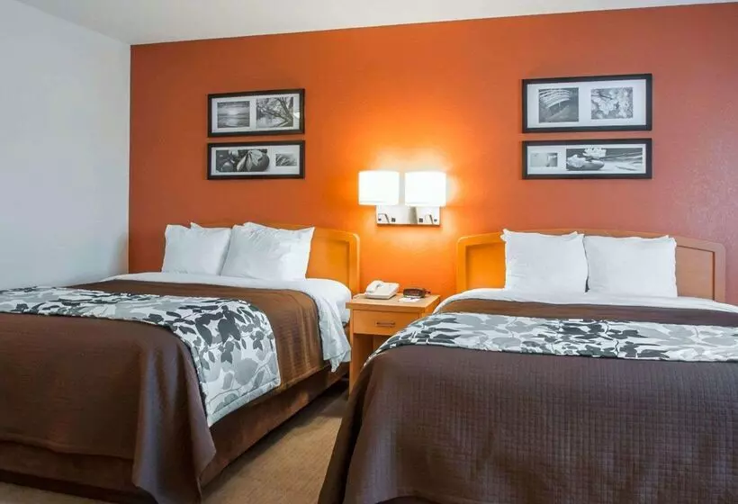 בית מלון כפרי Sleep Inn & Suites Lake Of The Ozarks