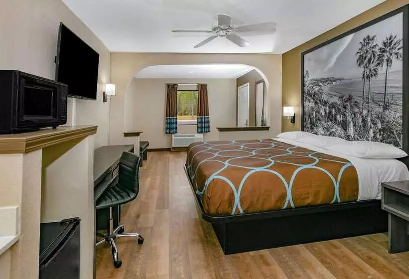 Отель Super 8 By Wyndham Moss Point