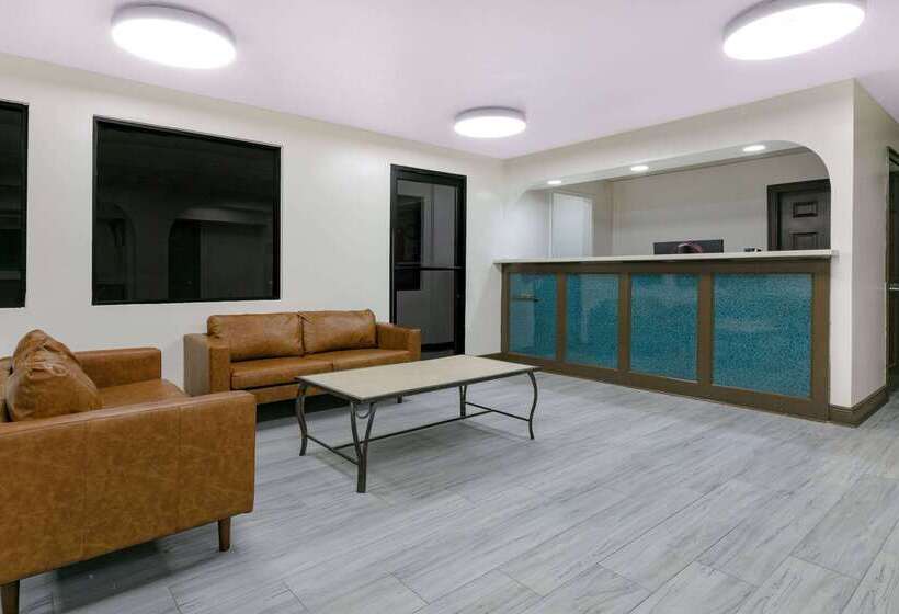 酒店 Super 8 By Wyndham Moss Point