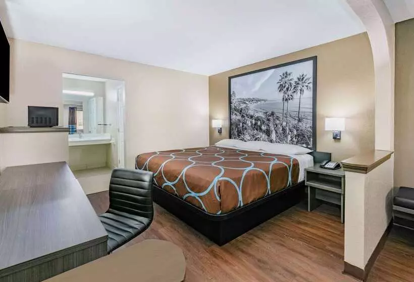 Отель Super 8 By Wyndham Moss Point