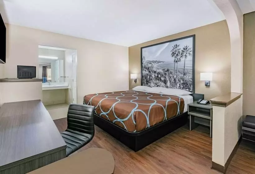 Отель Super 8 By Wyndham Moss Point