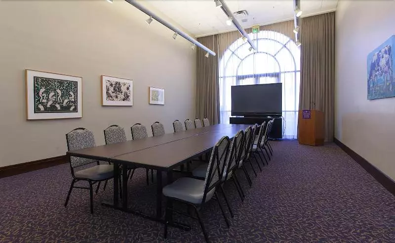 The Cook Hotel And Conference Center At Lsu