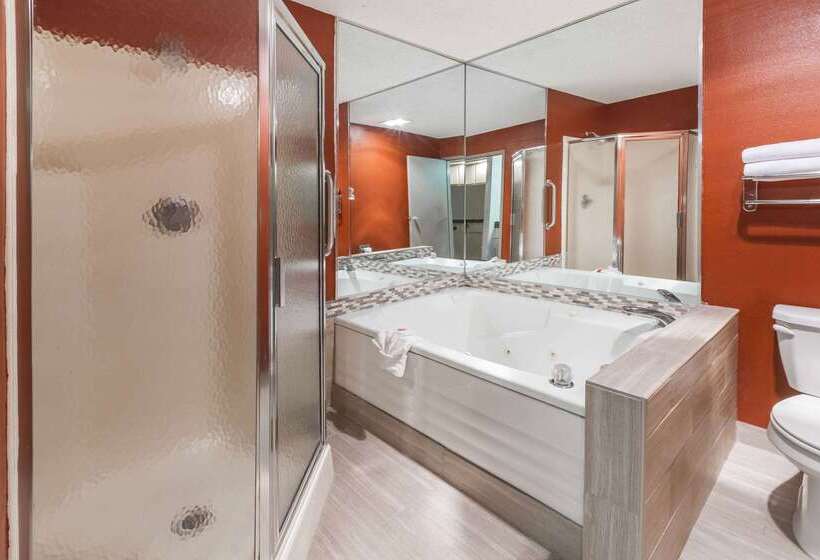 فندق Wingate By Wyndham Canton Hall Of Fame