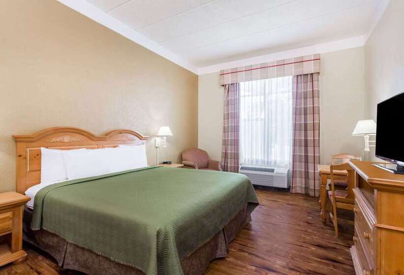 فندق Wingate By Wyndham Savannah Gateway