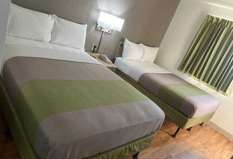 Studio 6fishers, In  Indianapolis