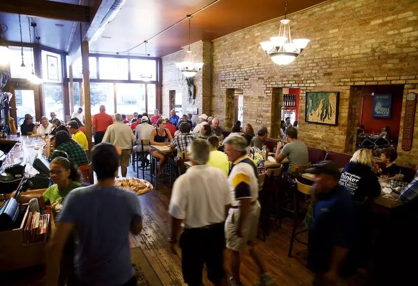 The Lakeview Hotel, Shanty Creek Resort