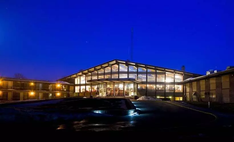 The Lakeview Hotel, Shanty Creek Resort