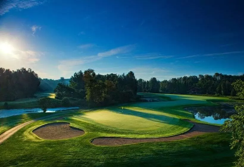 The Lakeview Hotel, Shanty Creek Resort