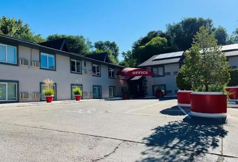 Отель Adventure Inn   Glenwood Springs