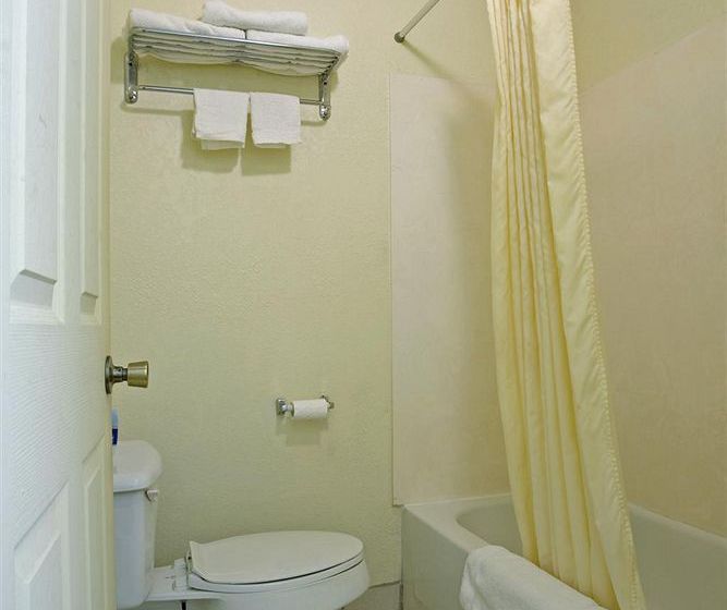 فندق Americas Best Value Inn-Knoxville Chilhowee Park