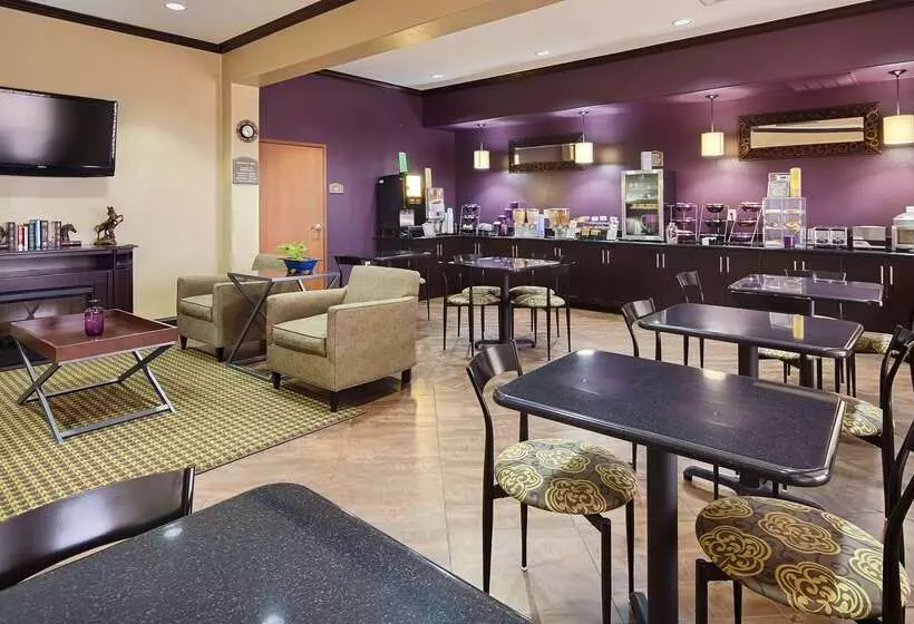 فندق Best Western Giddings Inn & Suites