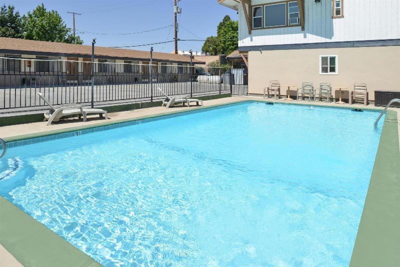 בית מלון כפרי Bishop Inn