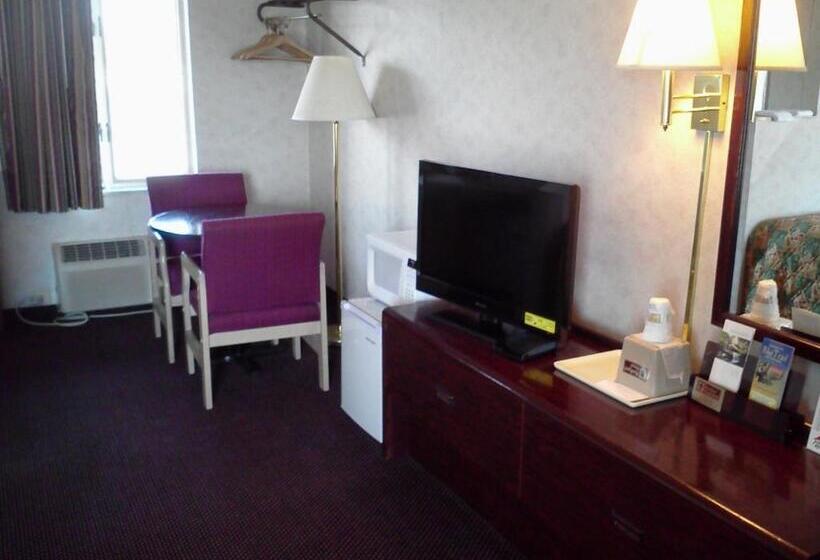 ホテル Budget Host Inn Somerset